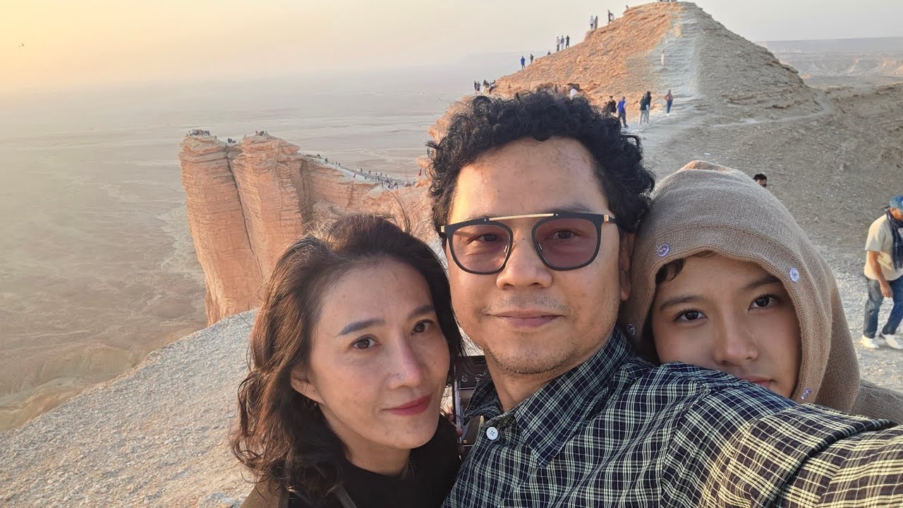 Edge of The Wold  Saudi Arabia มันคือขอบสิ้นสุดของโลก จริงเหรอ ?  วิว อลังการมาก