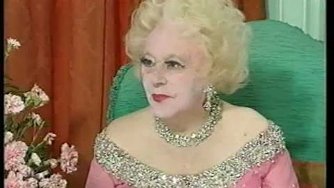 Patricia O'Connor interviews Barbara Cartland