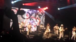 Nile Rodgers & Chic - Le Freak (live @ Glastonbury Festival 2013)