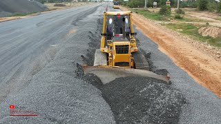 Wonderful Capacity Komatsu Dozer Push Gravel Special Building Road Equipment Bulldozer