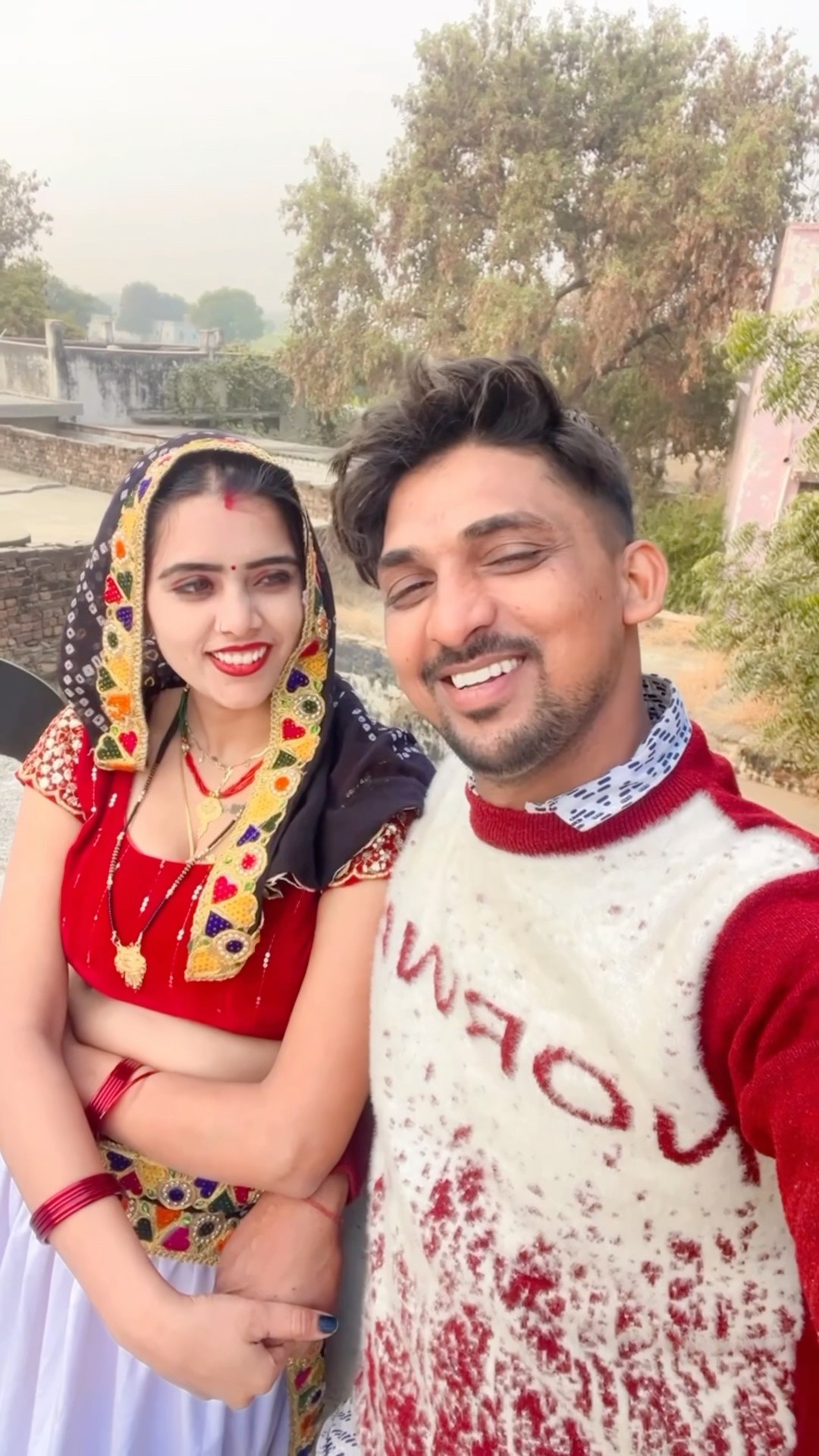 जरा पास मुझे कुछ कहना है #shorts #trending #meenu #ytshorts