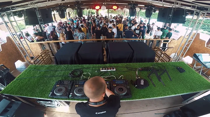Alvaro Medina @ Replay Sunset Parties (Videoset) 0...