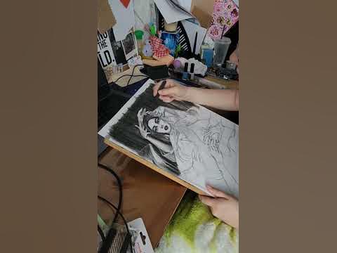 Портрет углем #уголь #рисунок #рисование - YouTube