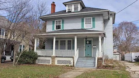 Preview of the Residential for sale at 312 W Holly...