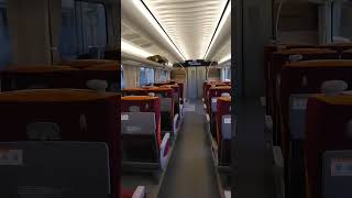 JR特急/HC85系.南紀(紀伊勝浦行き)11:00津駅.到着.降車。