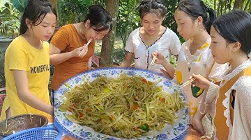 hnub no cov ntxhais peb tuav qaub noj qab heev li 31/8/2022