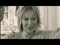 Capture de la vidéo (Abba) Agnetha : Interview 2004 (Captions ) Swedish Tv