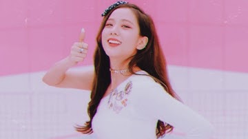 ice cream mv but only jisoo got normal speed *rip speed*