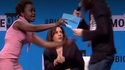 Protester takes microphone from Kamala Harris during political forum in San Francisco