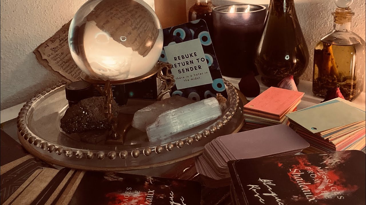 Tarot Roulette:YoOoo this the secret🤫 🧐they not telling you👂🏽#collectivereading #shadowwork 