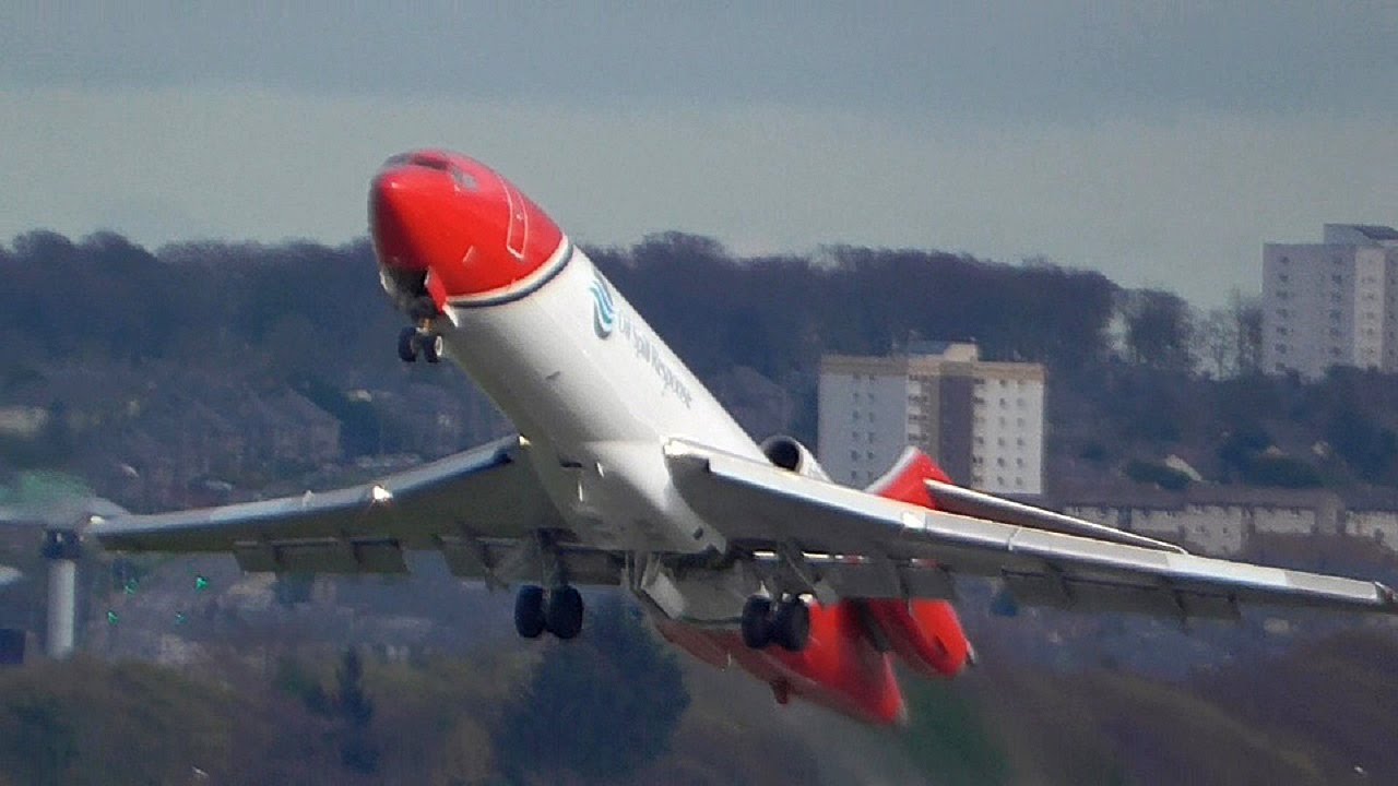 2Excel Aviation Boeing 727 G-OSRB departing Aberdeen Airport