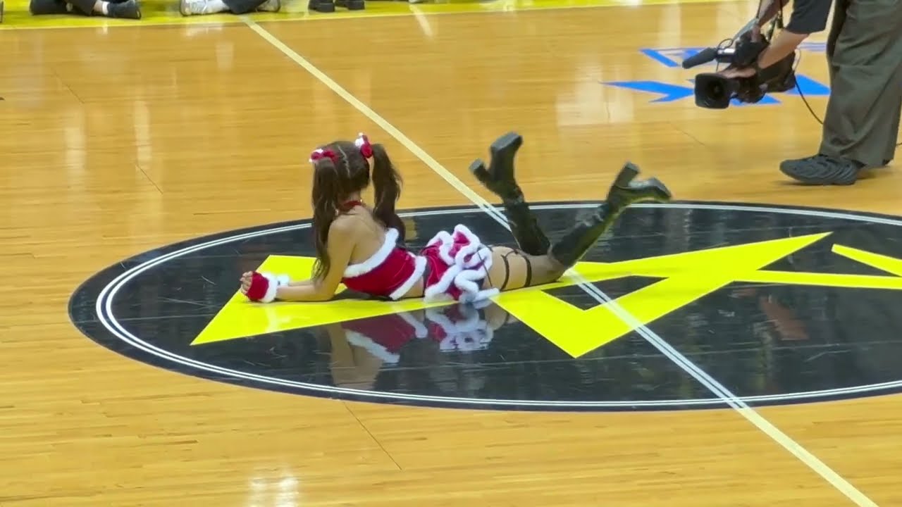 新北國王全恩菲個人solo 只有背影#全恩菲 #新北國王 #cheerleader #可愛い #美女 #粉絲應援 
