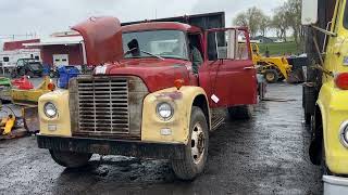 LOT # 2516 - 1962 International Loadstar 1600 Flatbed LOT # 2516 - 1962 International Loadstar 1600 Flatbed