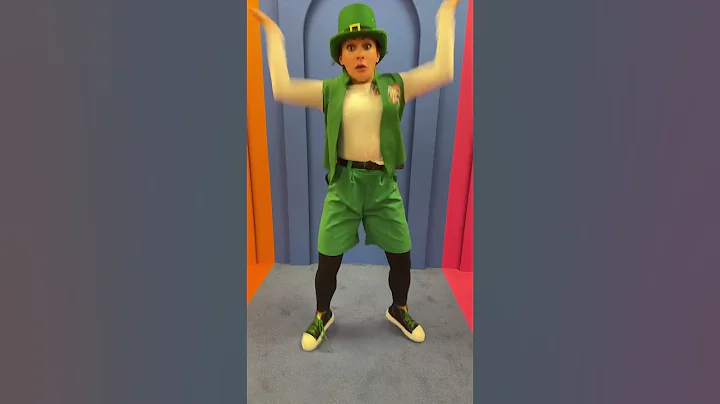 This was harder than it looks 😂💚 #kidsfun #kids #fyp #dance