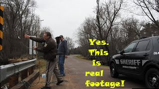 Cop Shows up-UNREAL Finds in The River Magnet Fishing!