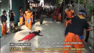 atraksi cambuk  singa dangdut Sekar muda