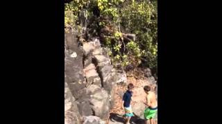 Tom takes a plunge - cliff jumping in panama