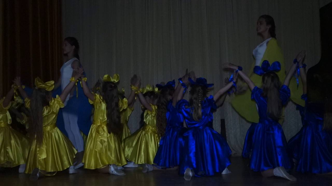 Танець метеликів