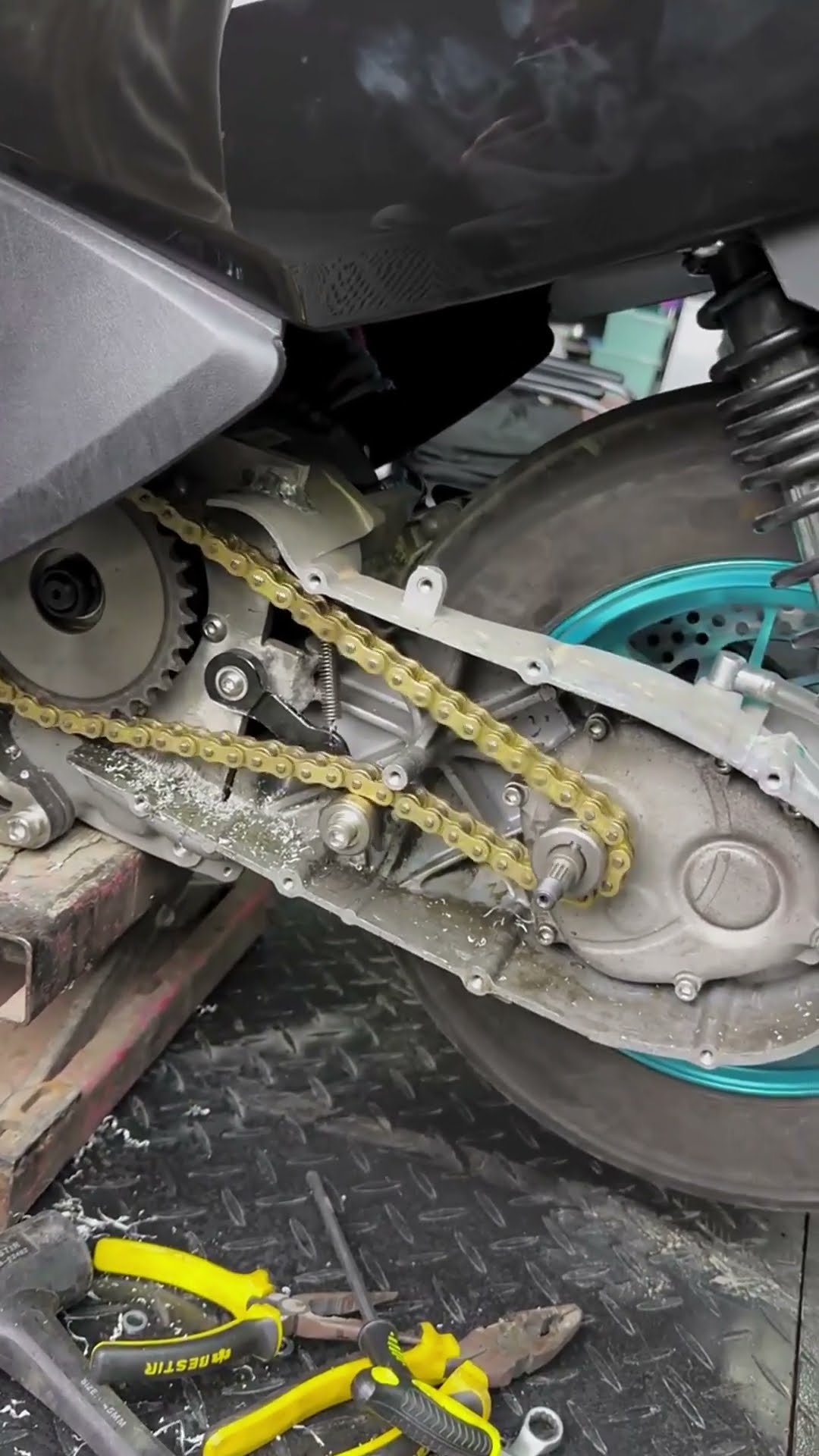 Pulley chain detection- Good tools and machinery make work easy