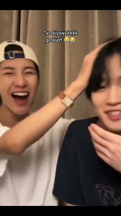 Renjun and Chenle Weibo Live. So kiyowokk OMG 😩 #renjun #chenle #nctdream #nct #yogurtshake #shorts