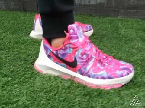 kd 8 aunt pearl on feet