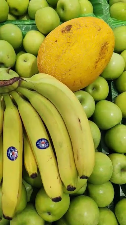 Crunchy Green apple and fresh banana#fruits#healthy fruit#viral