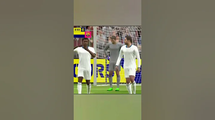 Osimhen always scores with the head 🔥#efootball #efootball2023 #shorts #viral #trending