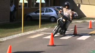 practico carnet de moto categoría A2 - Córdoba Capital