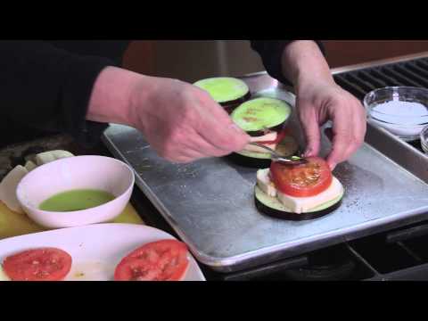 Baked Eggplants With Tomatoes & Mozzarella : Chop It Up With Veggies!