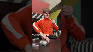 shout out vectoor