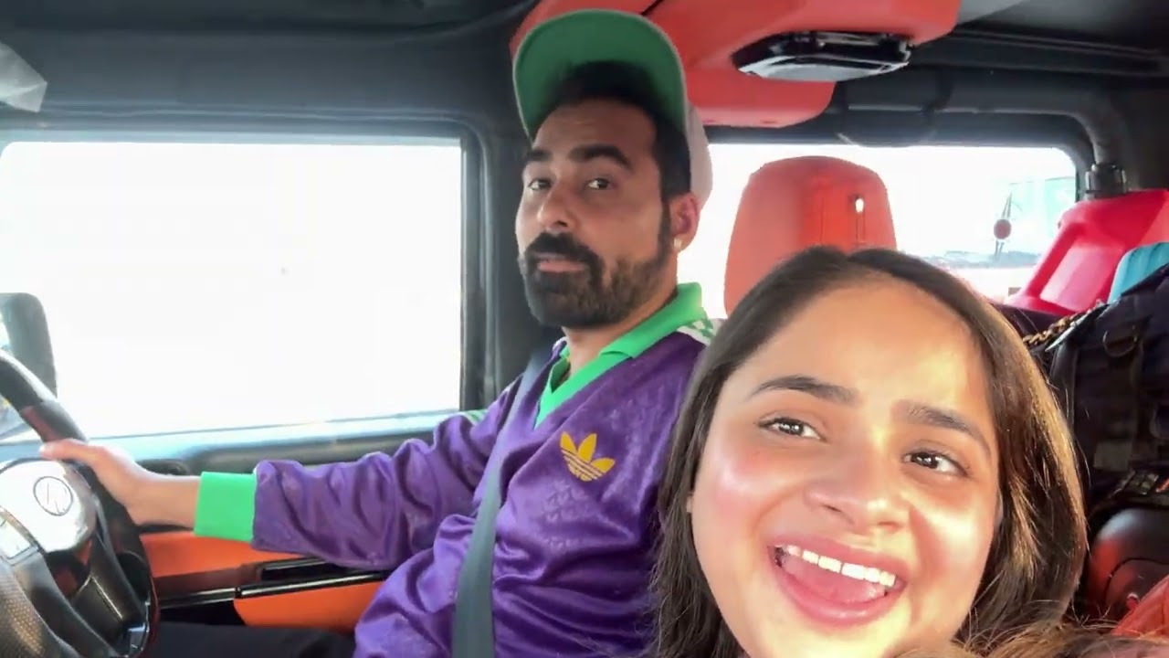 Finally Delhi to Manali❤️Manisha ko Propose karne agye😍