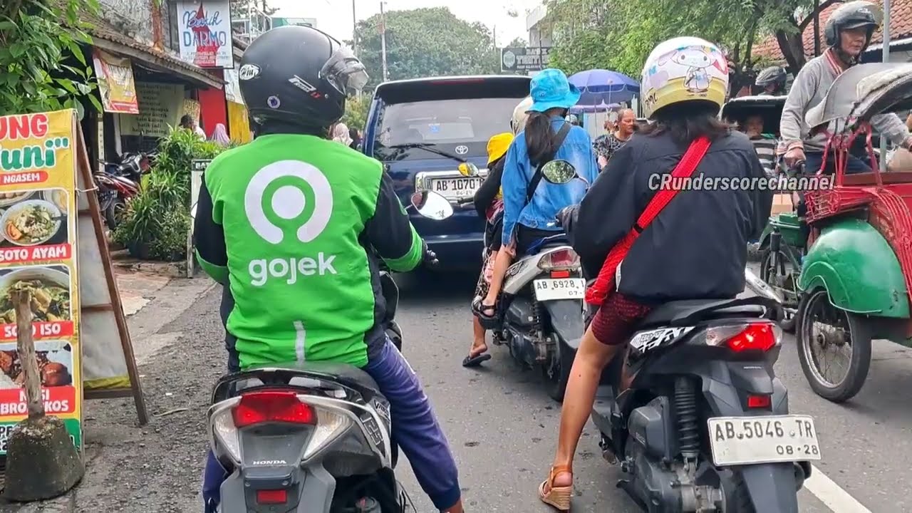 SUASANA JOGJA 2024 TERKINI !! Tugu,Malioboro,KM 0,Kraton, Pasar Ngasem,Tamansari,Alun2 Selatan