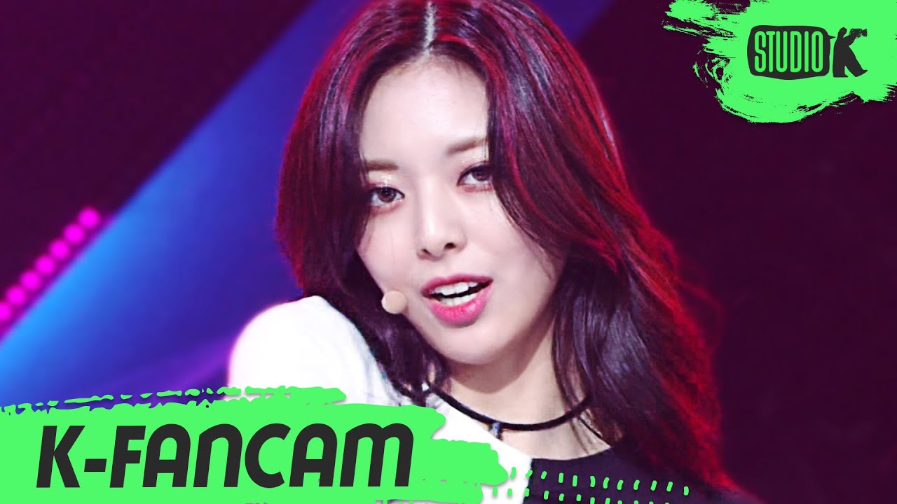 ユナ「LOCO」公式Fancamのサムネイル