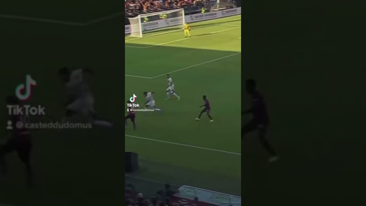 Nicolas viola and zito luvumbo skill vs Perugia