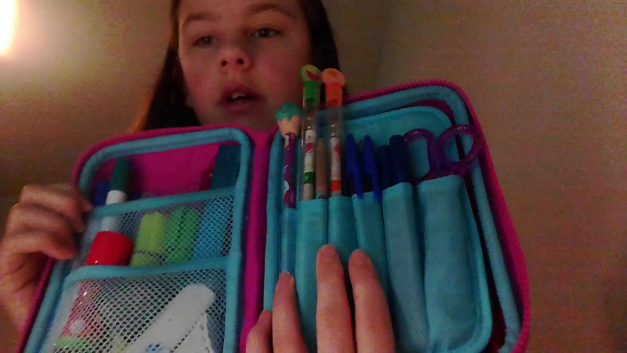 What's in my pencil case!!!!😎😛😜 YouTube