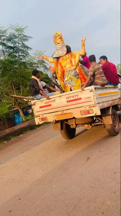 Vishwakarma puja #vishwakarma #puja #ganesha #bappa #babavishwakarma #murti #bhagwan #like #share