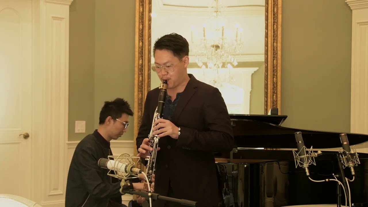 5. 幽散 (Fade Away)- Jazz Clarinet Minuet by Ye Huang