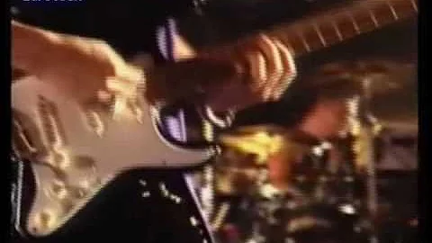 The Edge (Dave Evans) - U2 Short Solos, Riffs & Ef...