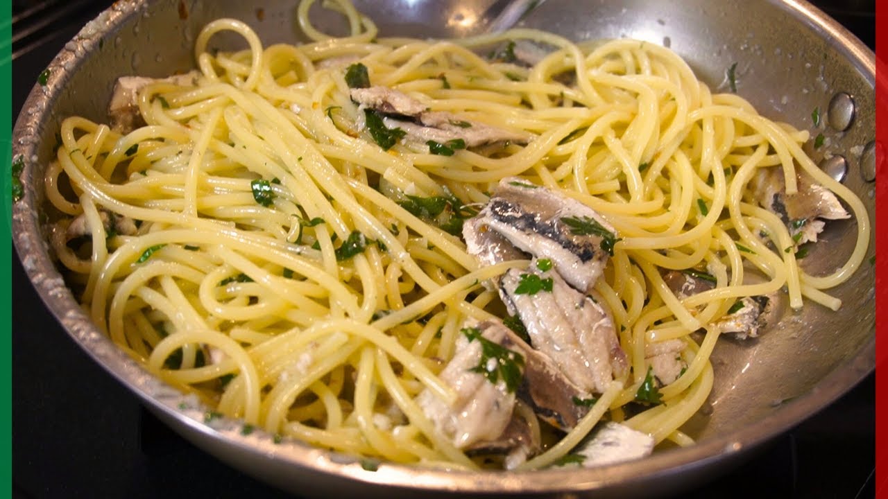 My mother's recipe for sardine spaghetti impresses me.【Pasta