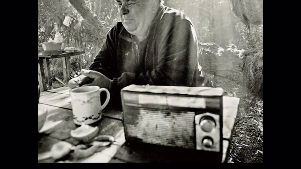 Grandpas' Motor Boat (A Frank Willis)