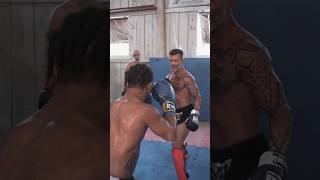 Não Ajude Seu Oponente A Te Bater. Zona De Segurança No Muay Thai.