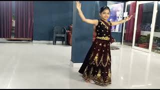 Chogada Special Dandia Song, Navratri Garba Dance by #Ruchika #Sharma Love Yatri Movie Kaur Raval