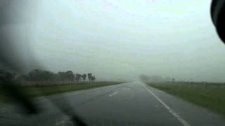 En coche rumbo a arias Córdoba tormenta