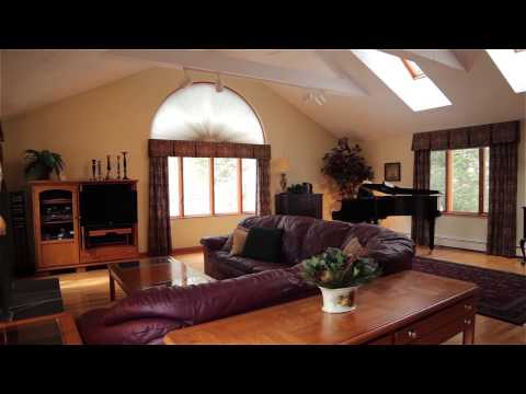 41 Green Meadow Lane, Cumberland, RI home video tour