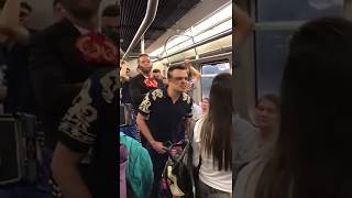 Serenata de despecho en el Metro de Medellín (original) - Mateo de Dios