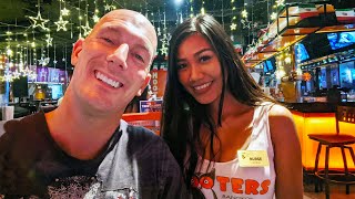 LIVE inside Hooters Nana on Soi 4 in Bangkok Thailand