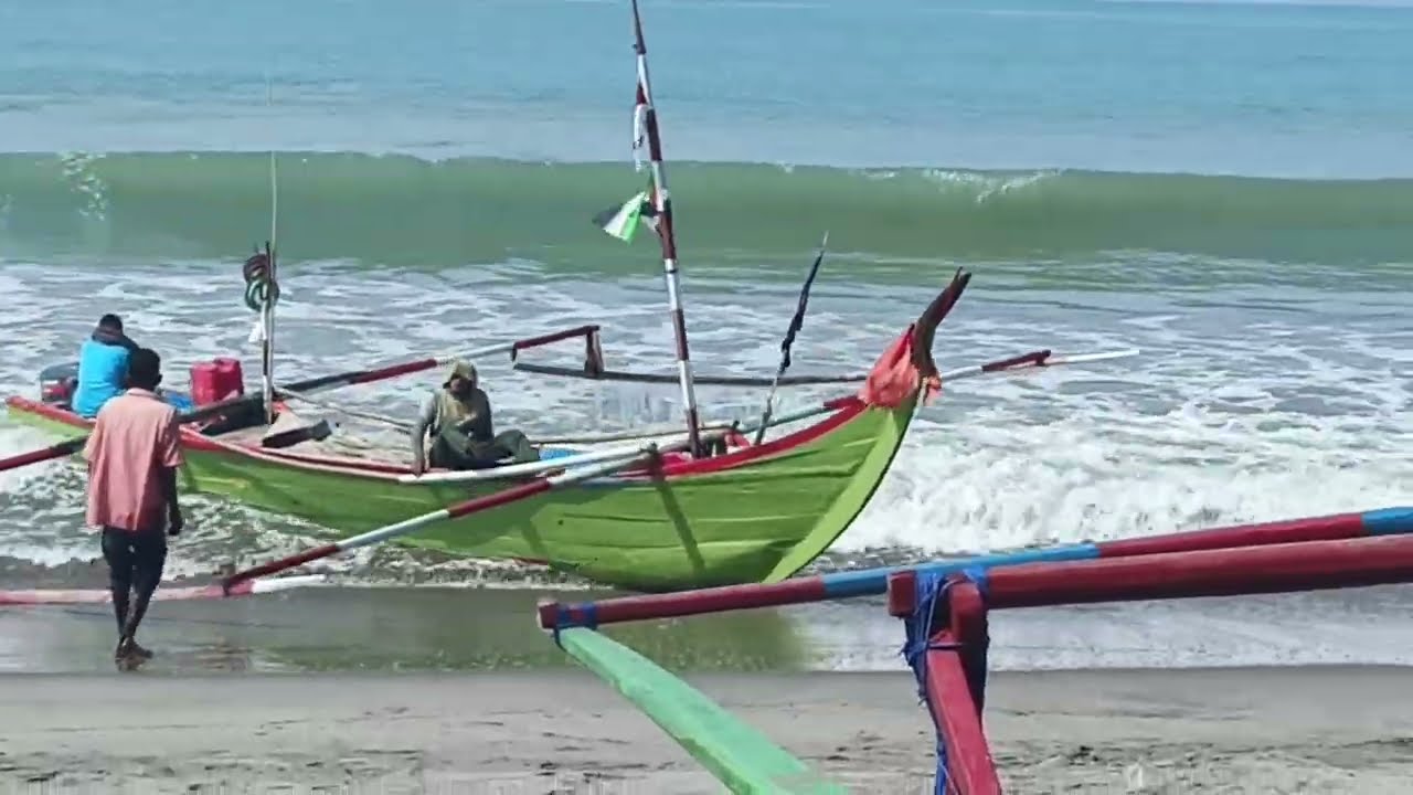 Perahunya baru menepi langsung dapat pembeli