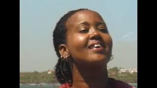 Roho wa Mungu (Ahadi Zake Album)  - Marion Shako.