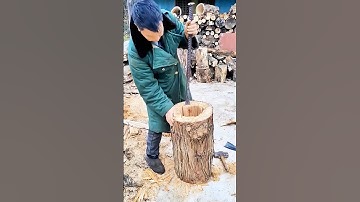 Making log beehives: Natural, insulated, and great for healthy bees and better honey