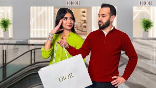 Thumbnail for قمر الطائي اختي ليوم كامل! اشتريتلها هدية عيد ميلادها🎁